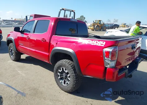 2021 Toyota Tacoma Double Cab/Sr/Sr5/Trd Sport/Trd Off Road/Trd Pro z USA, uszkodzony, nr VIN 5TFCZ5AN0MX262902